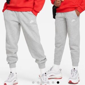 Nike Kids sportswear club fleece joggers/sweats